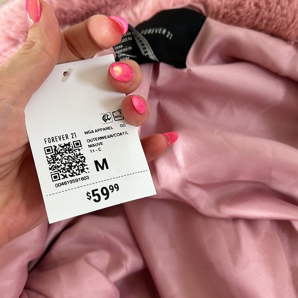 BRAND NEW GORGEOUS FANCY AND SOFT MAUVE VEGAN FUR OUTERWEAR COAT! SIZE MEDIUM! - Picture 17 of 17